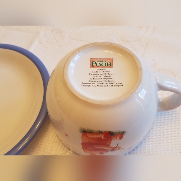 Disney Simply Pooh WinnieThe Pooh  Large Cup Mug Saucer Set - Picture 8 of 12